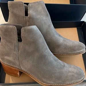 Mint condition Cole Haan Abbott booties in storm cloud gray. Size 9.